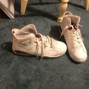 Jordan Retro 6 (Maroon)